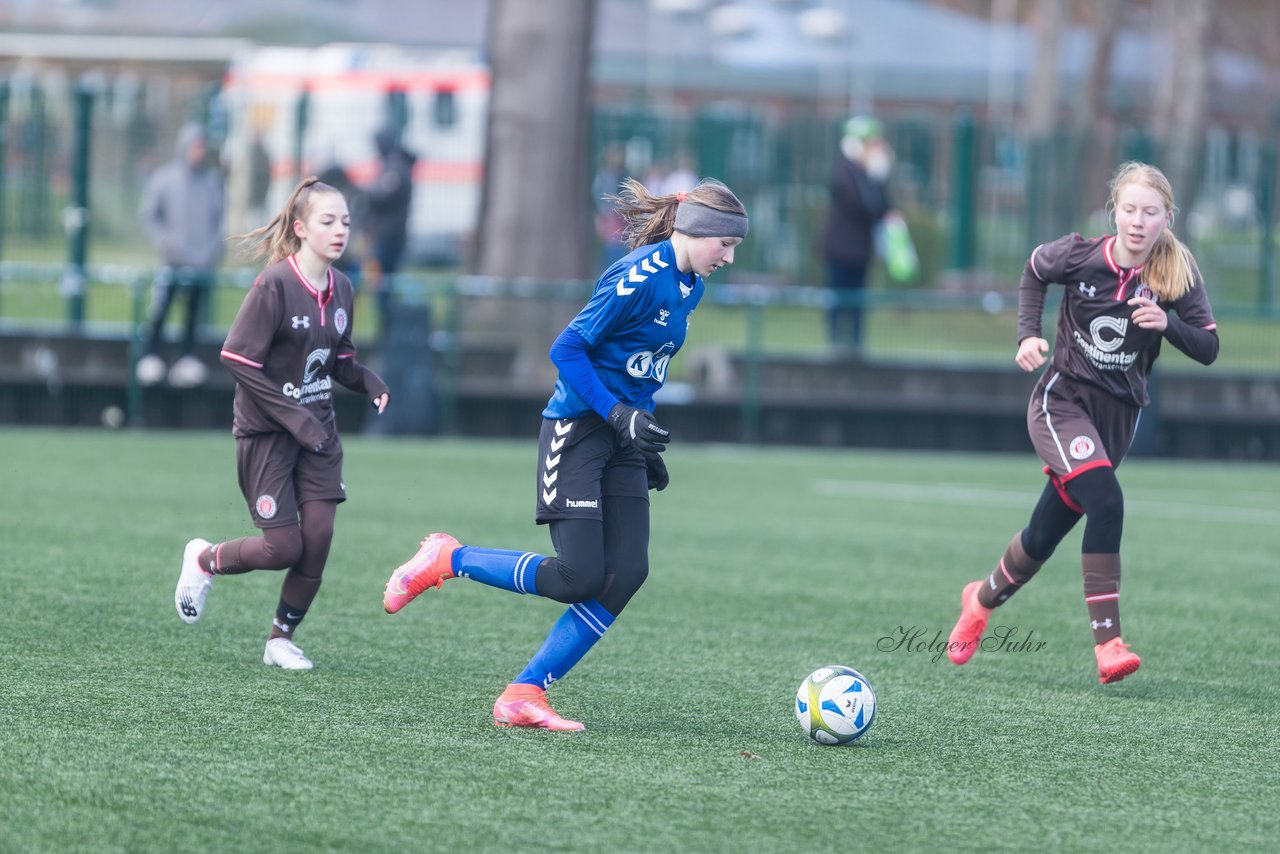 Bild 200 - wBJ Turnier HSV - St. Pauli - B.Moenchengladbach - Alst.Langenhorn